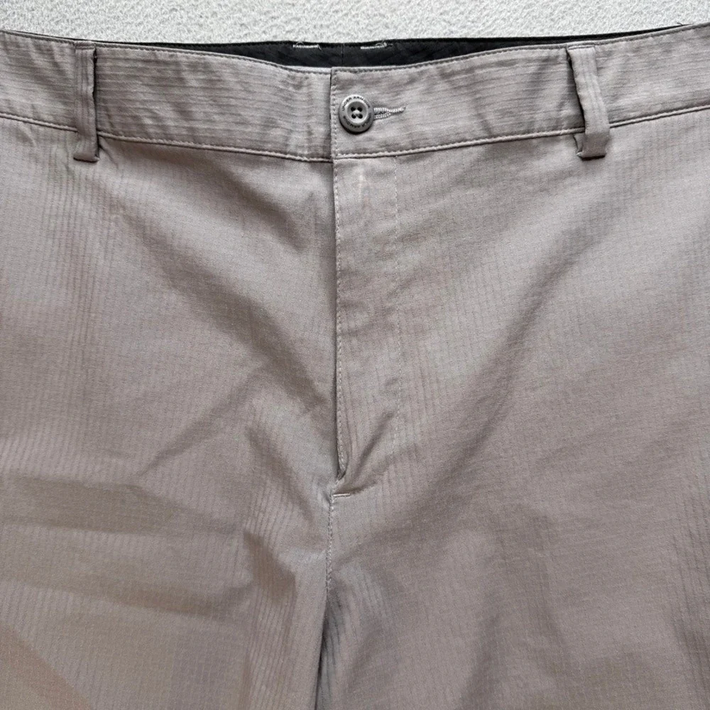 Under Armour Cargo Shorts Loose Fit 40 Gray Ripstop Lightweight Hiking Golf